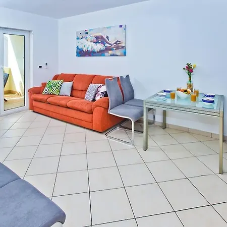 Amazing Sea View 6 P هفار