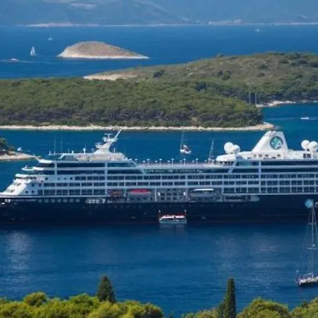 شقة Amazing Sea View 6 P