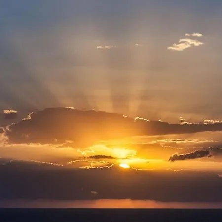 Amazing Sea View 6 P هفار