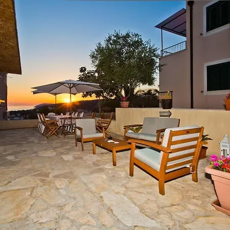 Amazing Sea View 6 P هفار